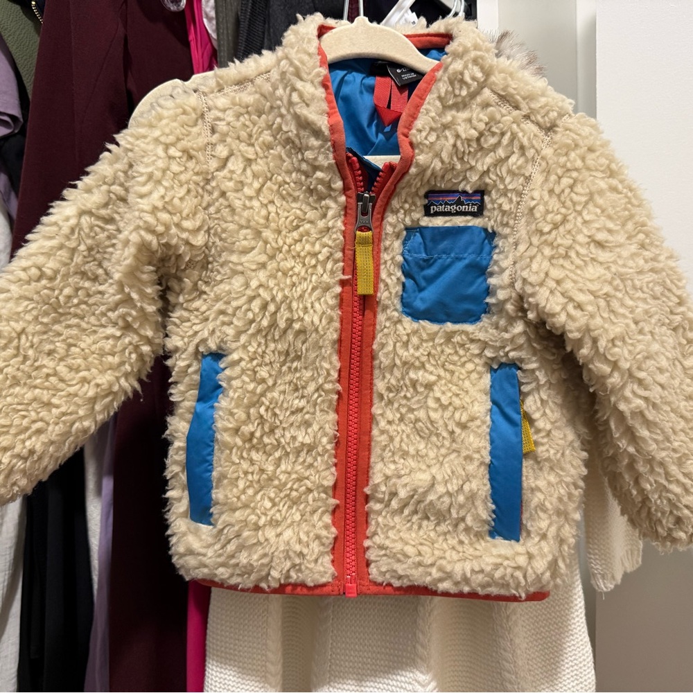 Patagonia Infant Cream Fleece with Blue Lining